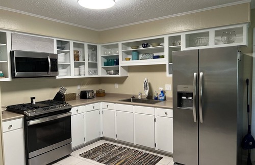 Ocean Springs Casa | Holly Hideaway - dog-friendly close to beach & downtown with GOLF CART!!!