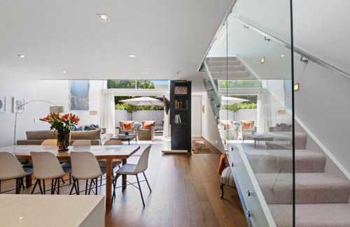 Saint Albans Casa | Holly Road Executive Townhouse