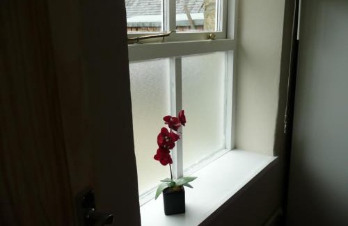Greenhaugh Hotel | Hollybush Inn