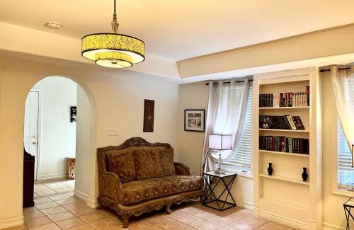 Hollywood Hills Casa | Hollywood Hills Homestay