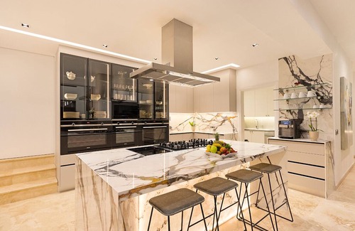 Camps Bay Villa | Hollywood Mansion & Spa Camps Bay, capacidad para 12 personas, lado mar (Ganador del primer puesto