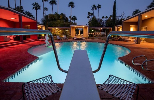 Old Las Palmas Casa | Hollywood Regency Tennis Gardens
