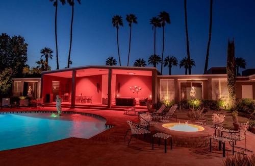 Old Las Palmas Casa | Hollywood Regency Tennis Gardens