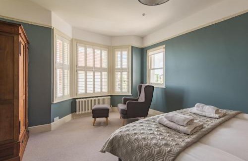 Deal Casa | Holmwood by Keepers Cottages