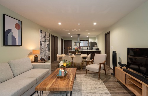 Colonia Aurora Apartamento | HOLT - Boutique 2BR Puente Viejo Residencial
