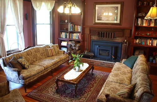 Revelstoke Cama Y Desayuno | Holten Heritage House
