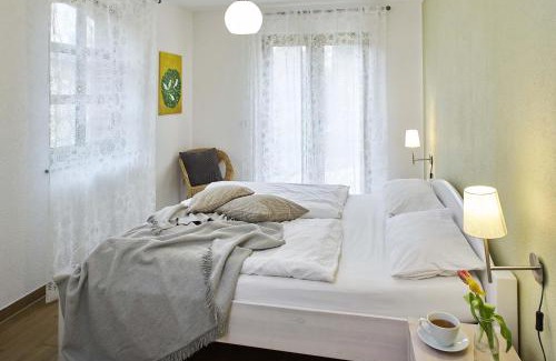 Gorzig Casa | Holunderhaus