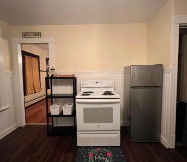 Holyoke Apartamento | Holyoke House Oasis - Calm Trips
