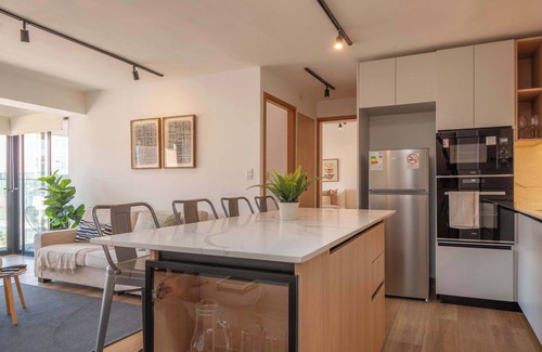 El Golf Apartamento | HOM | El Golf - Costanera Center 5PAX Las Condes