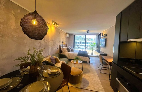 Vitacura Apartamento | HOM I Las Condes: Confort, Ubicación, Conectividad