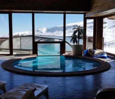 Valle Nevado Apartamento | HOM I SKI IN OUT Edif Valle del Sol 3D3B y Jacuzzi VS307