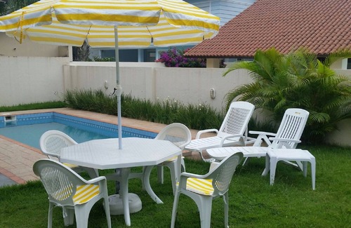 Jurere Internacional Casa | Inicio 04 suites Jurerê Internacional Siguiente Compras abiertas