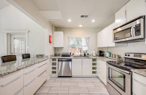 North San Antonio - SAT Casa | Home 15 Mi to Dtwn San Antonio: Nurse's Haven!