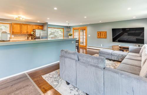 Highland Falls Casa | Home 2 Mi to Thayer Gate at U S Military Academy