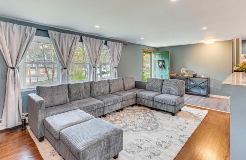 Highland Falls Casa | Home 2 Mi to Thayer Gate at U S Military Academy