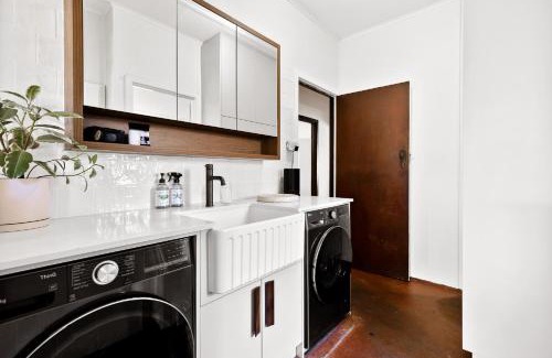 Willagee Casa | Home Among The Gum Trees