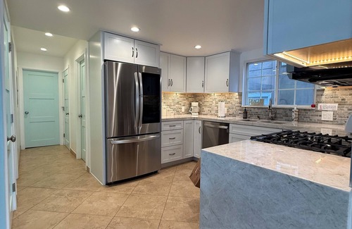Santa Ana Heights Casa | Home Away by the Beach! Now booking for Autumn & Winter!