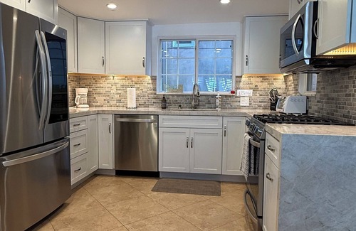 Santa Ana Heights Casa | Home Away by the Beach! Now booking for Autumn & Winter!