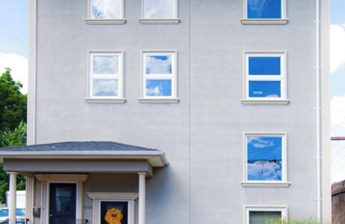 Orange Casa | Home Away Fr Home Near NWK Penn/Prudential CTR/NYC