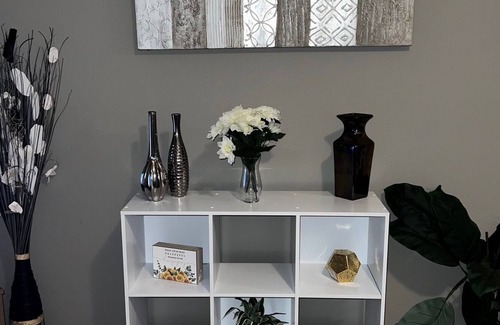 Harper Woods Casa | Home Away from Home