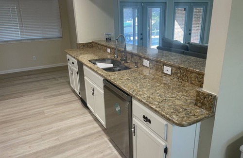 Jacksonville Casa | Home Away from Home! Close to Everything! JU only 5 Mins Away!!!