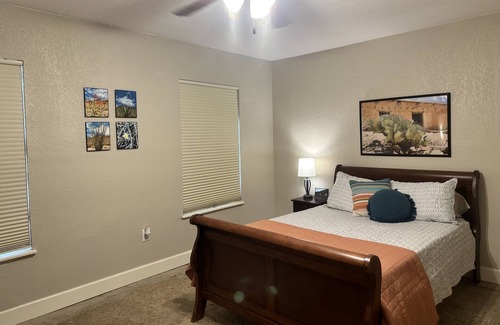 Sweeny Casa | Home away from home! 3 bedroom, 2 bathroom home with beautiful backyard!