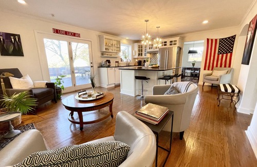 Green Hills Casa | Home Away From Home (5 miles to downtown)