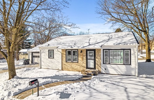 La Crosse Casa | Home away from home! Beautiful house all to you!
