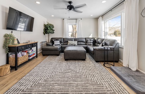 La Crosse Casa | Home away from home! Beautiful house all to you!
