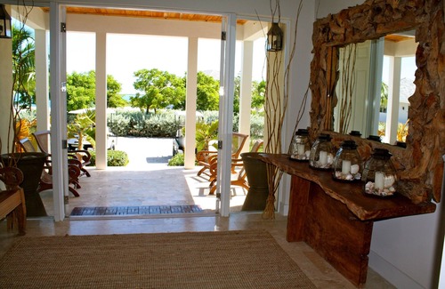 Alice Town Casa | Hogar lejos de casa en el paraíso