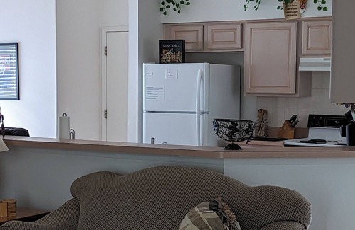 Chatham Park Casa | Home away from Home. Charming 3-bedroom house with AC and WiFi in Kissimmee