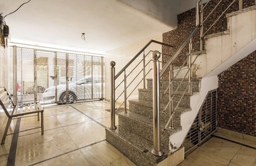 Tilak Nagar Apartamento | ¡Hogar lejos del hogar!