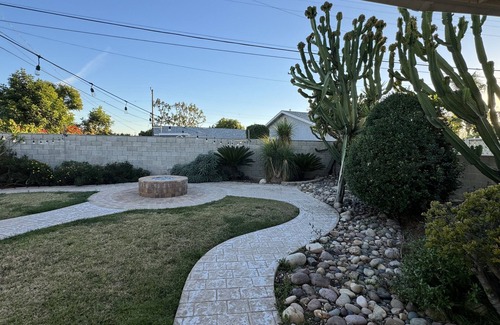 Serra Mesa Casa | Home away from Home located in the center of San Diego