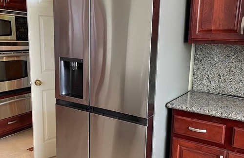 Southwest Anaheim Casa | Home Away from Home