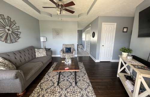Clarksville Casa | Home away from home 37042
