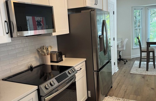 Greensboro Casa | Home away from Home