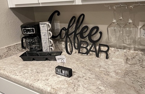 Jonesboro Casa | Home Away From Home!!!