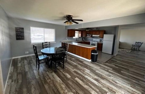 Lemoore Casa | Home Away From Home W/Pool