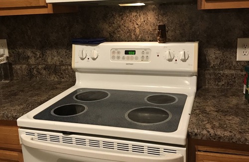 Winston - Salem Casa | Home away stay close to shopping, restaurants, Highways