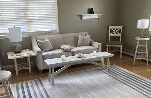 Green Harbor-Cedar Crest Casa | Home by the Sea and 1 minute walk to the beach