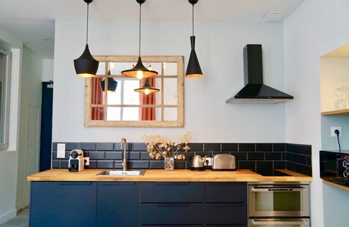 Gares Apartamento | Home Chic Home - Les Suites de La Comédie - Suite2
