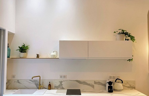 Gares Apartamento | Home Chic Home - Les Suites de La Comédie - Suite4