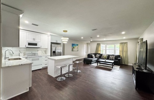 St. Petersburg - Clearwater Casa | Home Close to Saint Pete Pier new Spacious