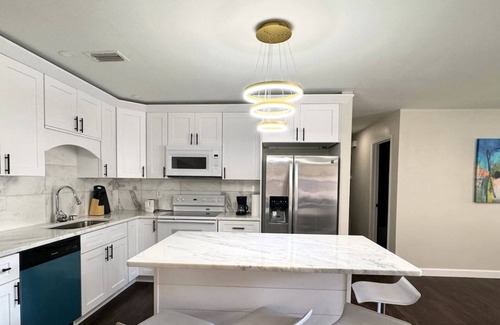 St. Petersburg - Clearwater Casa | Home Close to Saint Pete Pier new Spacious