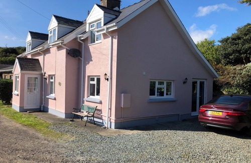 Nolton Cabaña | 'Home From Home' 3-bedroom cottage in Nolton Haven