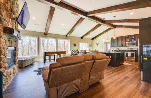 Roaring River Casa | Home Gym and Fireplace Roaring River Retreat