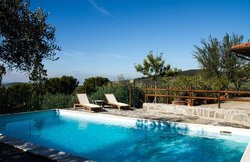 Magione Apartamento | Inicio vacaciones con piscina