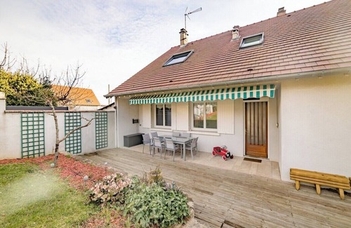 Auxerre Casa | Home - Hubert Fabureau - Séjour à Auxerre