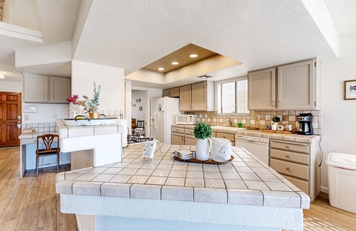 Yuma Casa | Home in a secure neighborhood with pool spa, game room, & fireplace - dogs ok