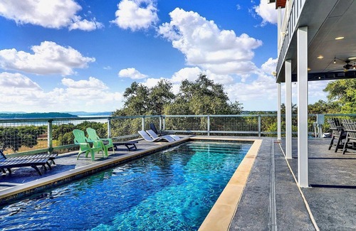 Canyon Lake Casa | Home in Canyon Lake Family Friendly Beautiful View Pool and Hot Tub